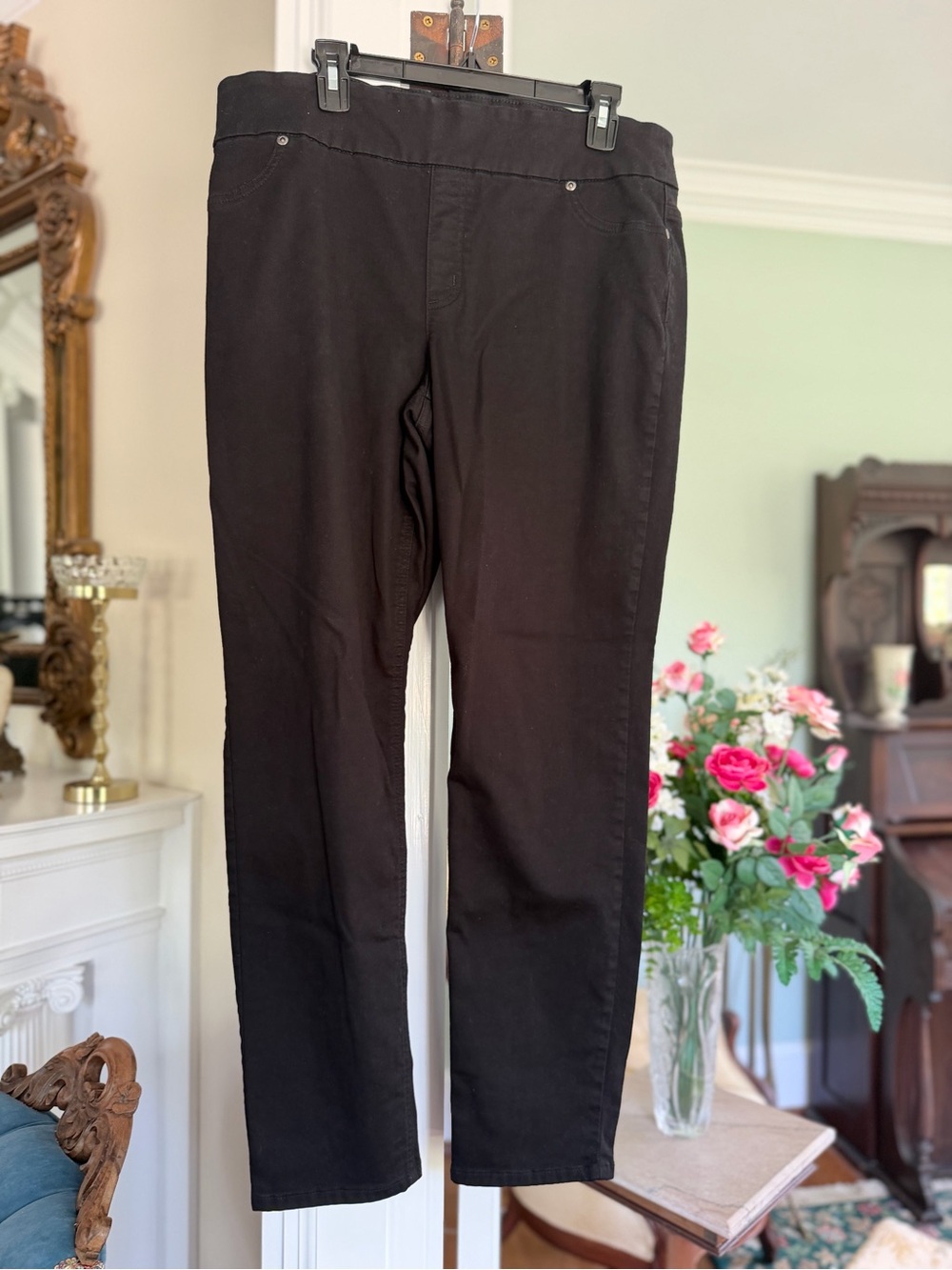 Chicos black leggings, size 2.5 (XL)